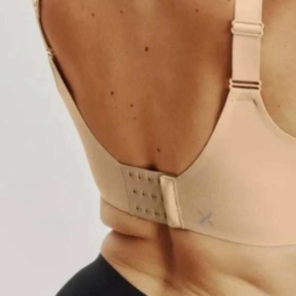Knix NWT Catalyst Sports Bra Size 5 Warm Sand Wireless Beige Cream Comfort NEW - Picture 10 of 15